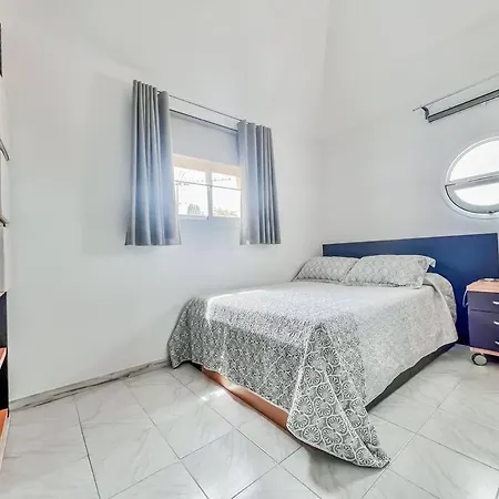 Διαμέρισμα One Bedroom Modern In